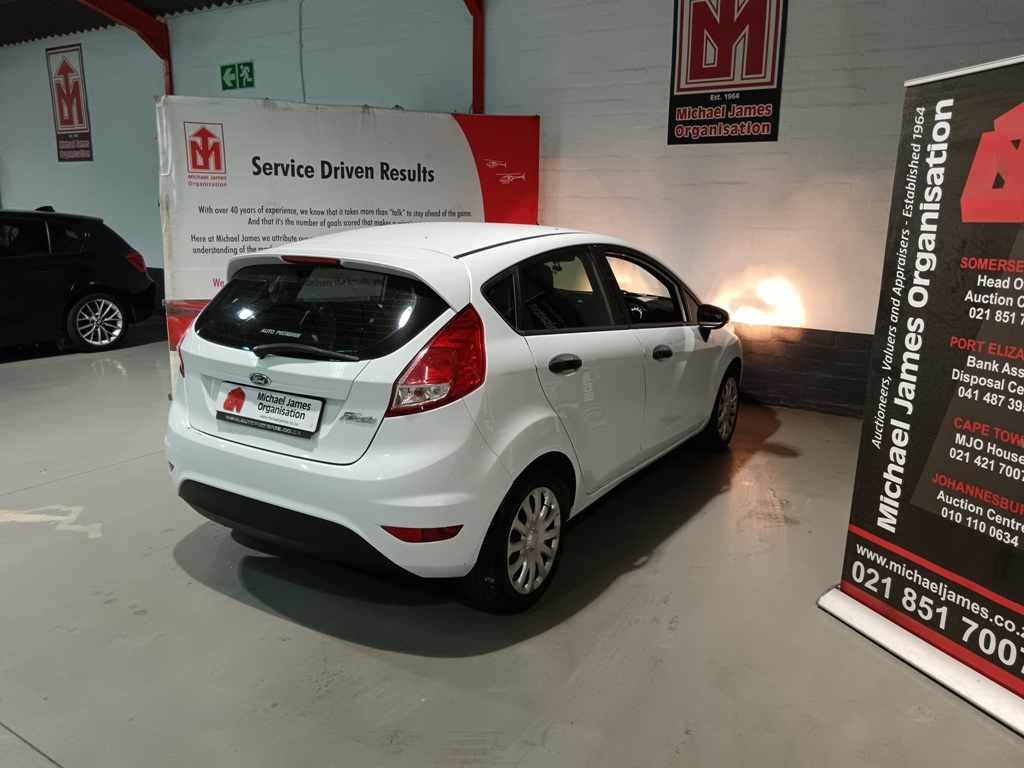 2015 FORD FIESTA 1.4 thumbnail 5