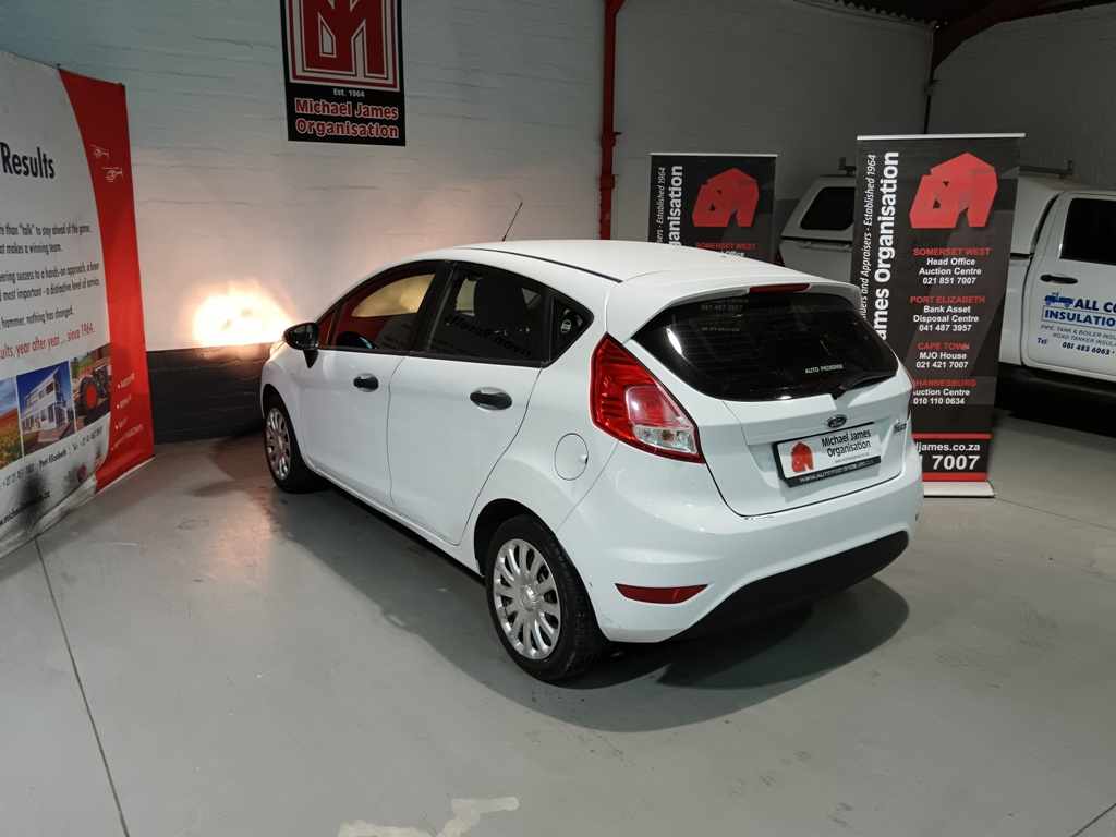 2015 FORD FIESTA 1.4 thumbnail 6