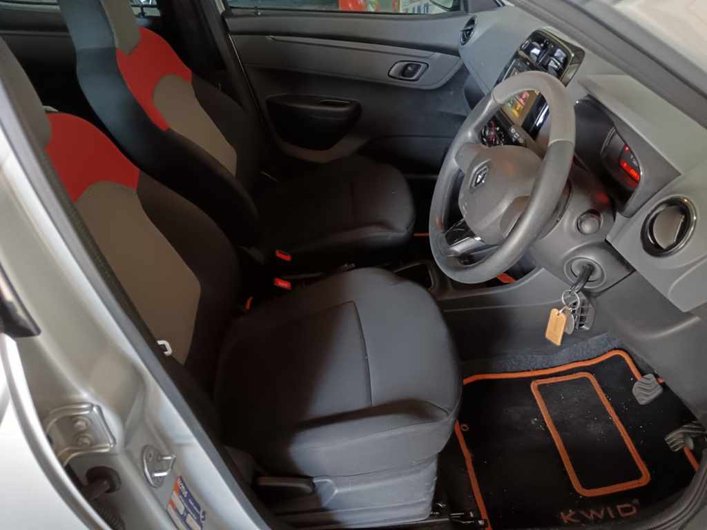 2019 RENAULT KWID 1.0 AMT thumbnail 7