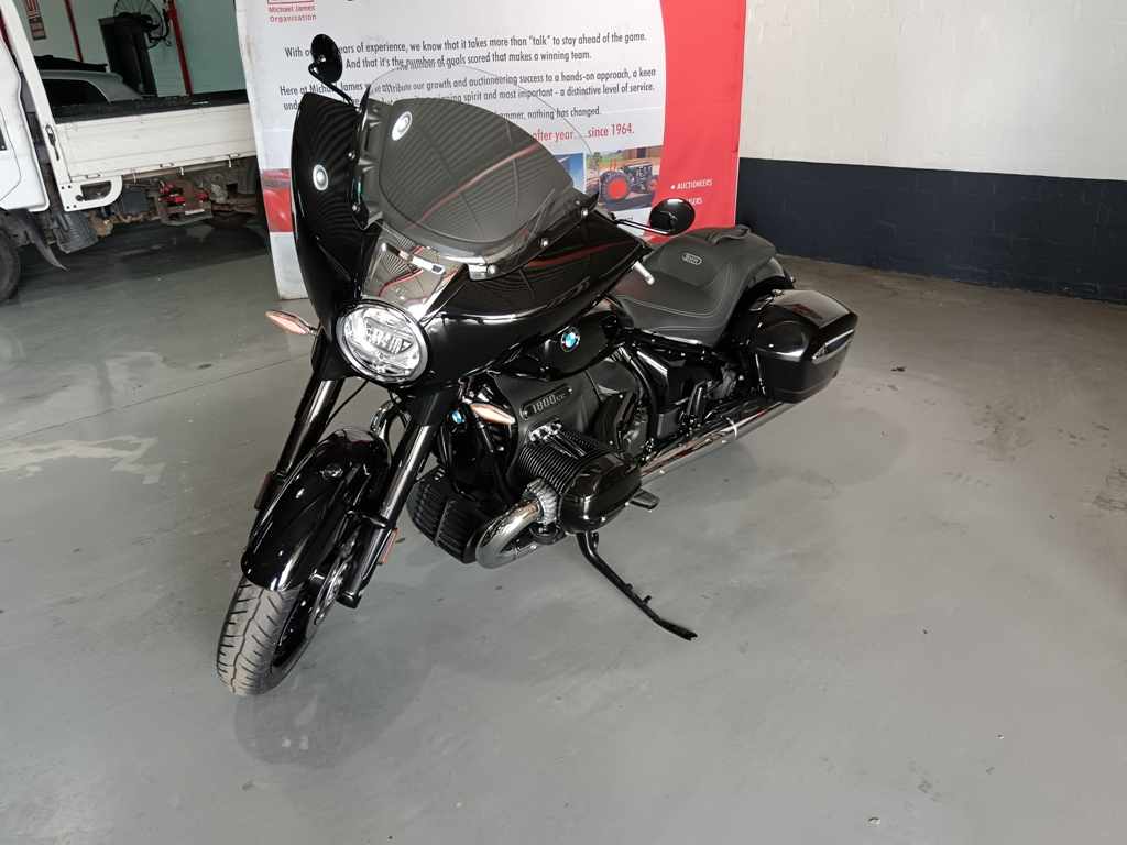 2023 BMW R18 HARDBAGGER FIRST EDITION thumbnail 2