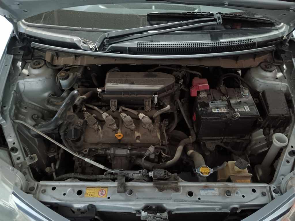 2015 TOYOTA ETIOS 1.5 thumbnail 9