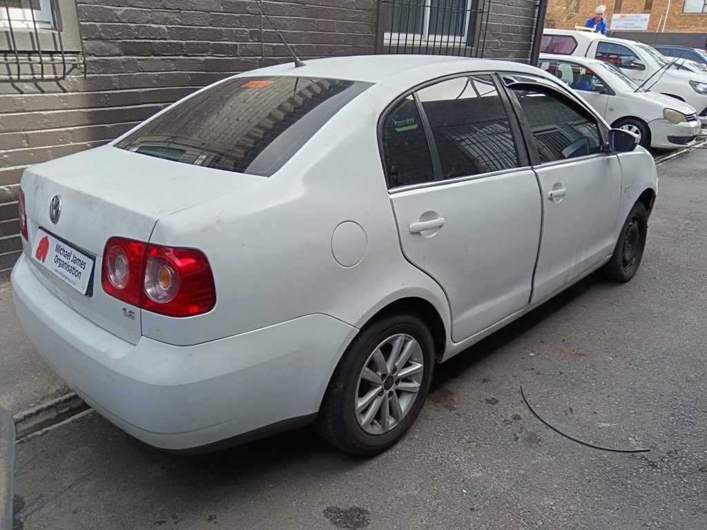 2017 VW POLO VIVO 1.6 (NON RUNNER) thumbnail 5