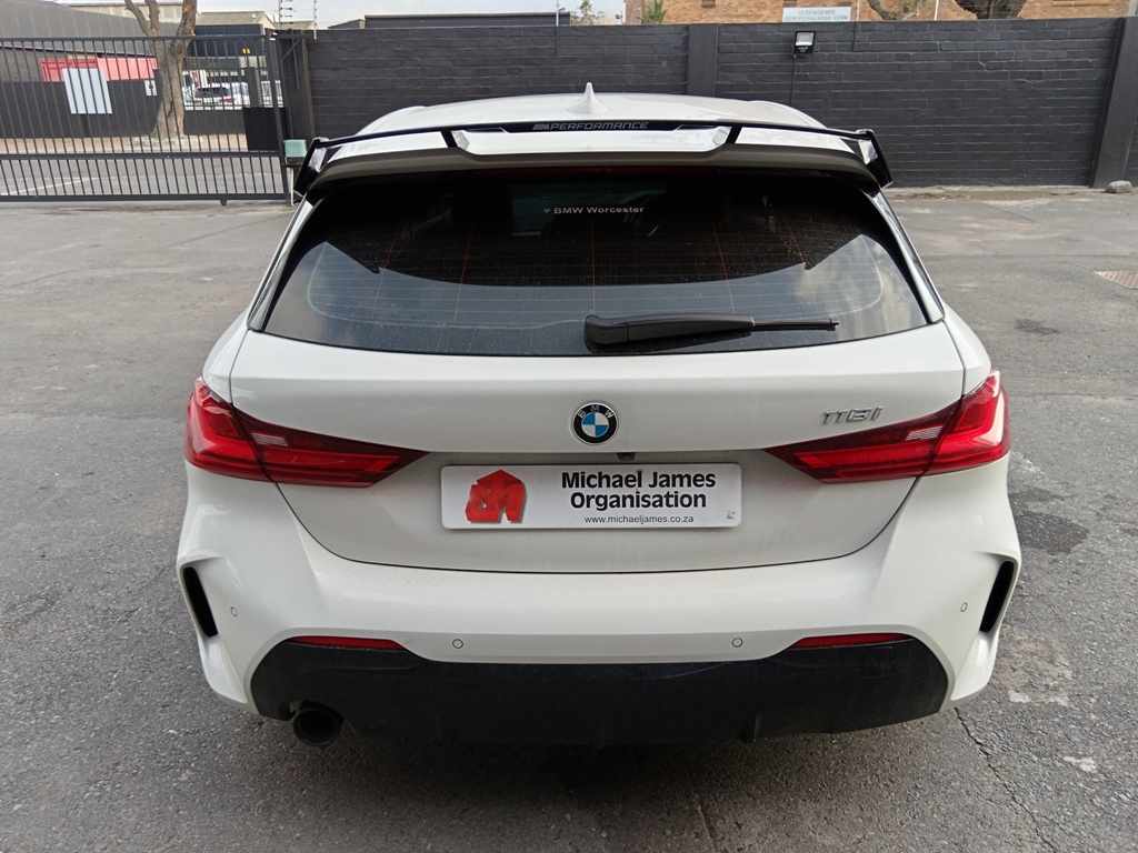 2022 BMW 118i MZANSI EDITION A/T thumbnail 4