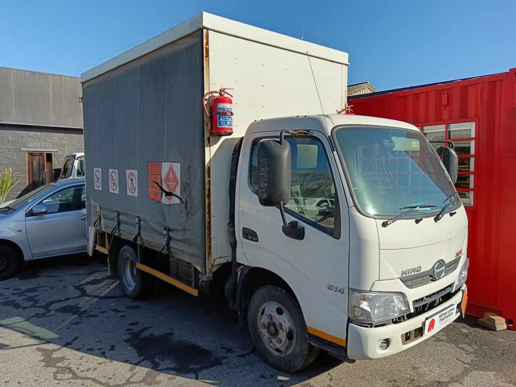 2018 HINO 300 614 SWB (NON RUNNER) thumbnail 3