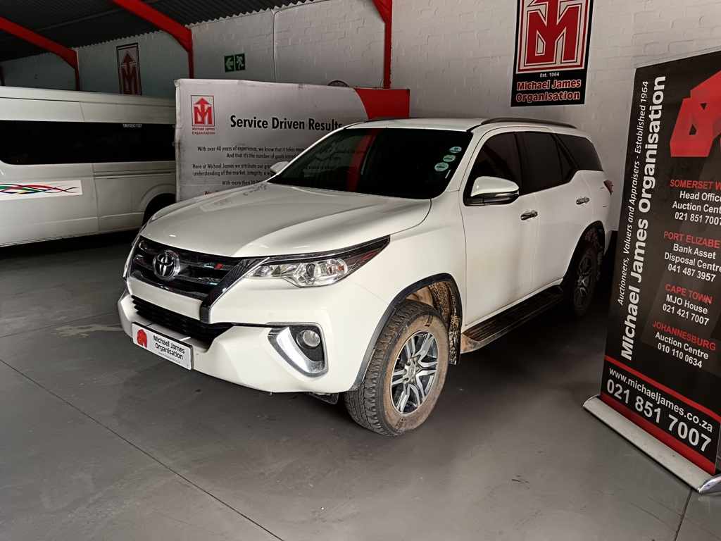 2018 TOYOTA FORTUNER 2.4GD-6 A/T thumbnail 2