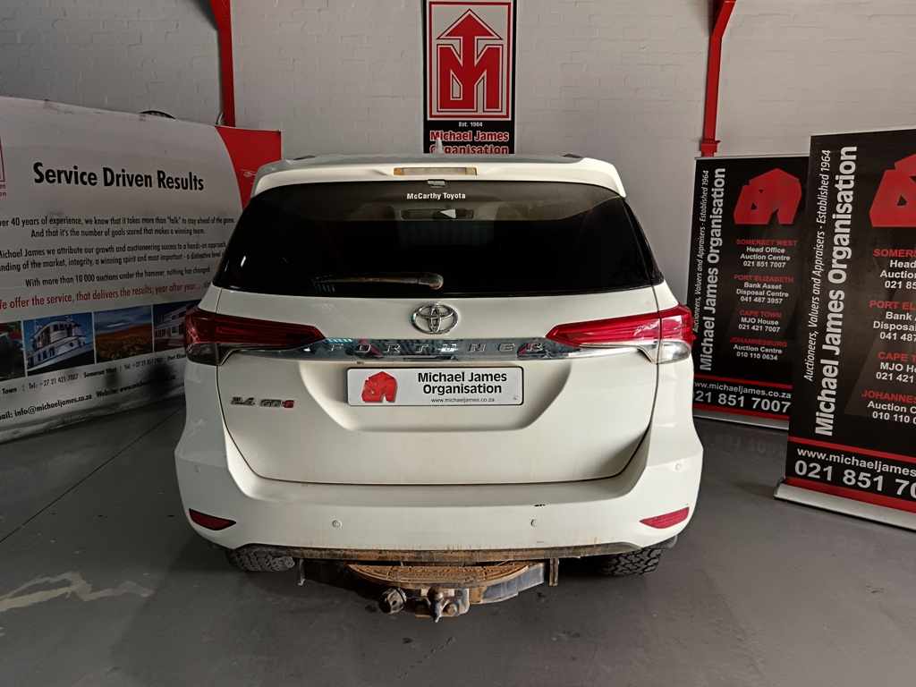 2018 TOYOTA FORTUNER 2.4GD-6 A/T thumbnail 4