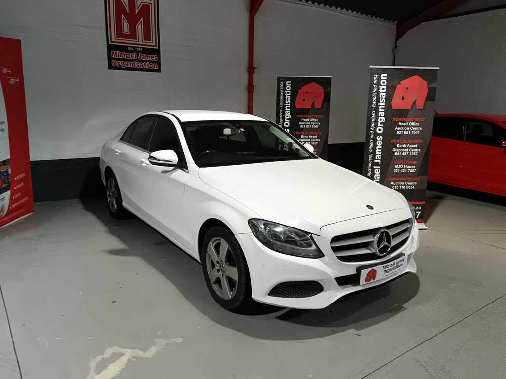 2017 MERCEDES-BENZ C180 A/T thumbnail 3