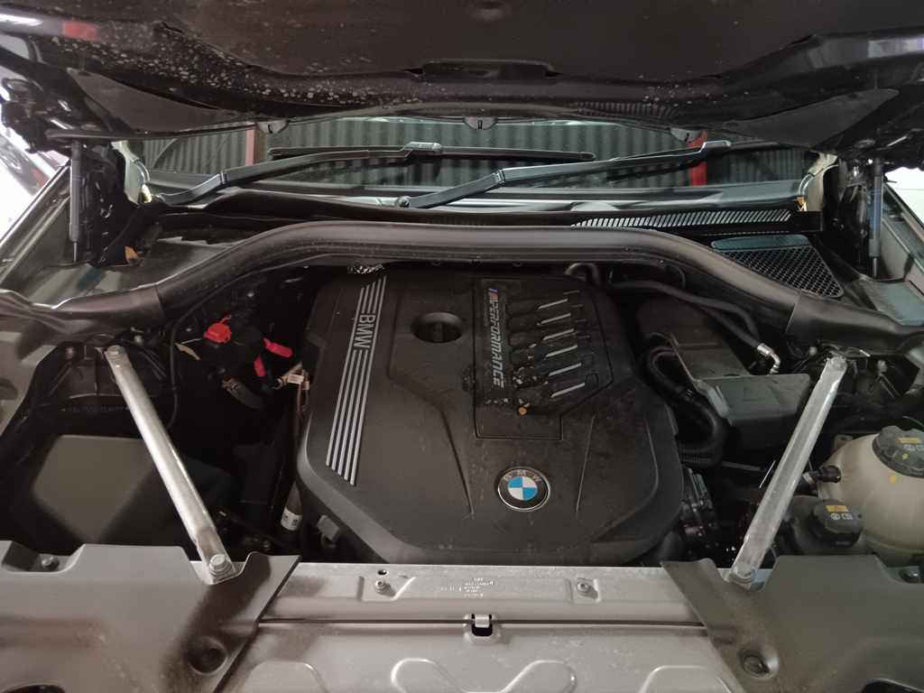 2022 BMW X4 M40i A/T thumbnail 9