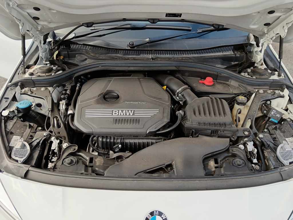 2020 BMW 118i M SPORT A/T thumbnail 9