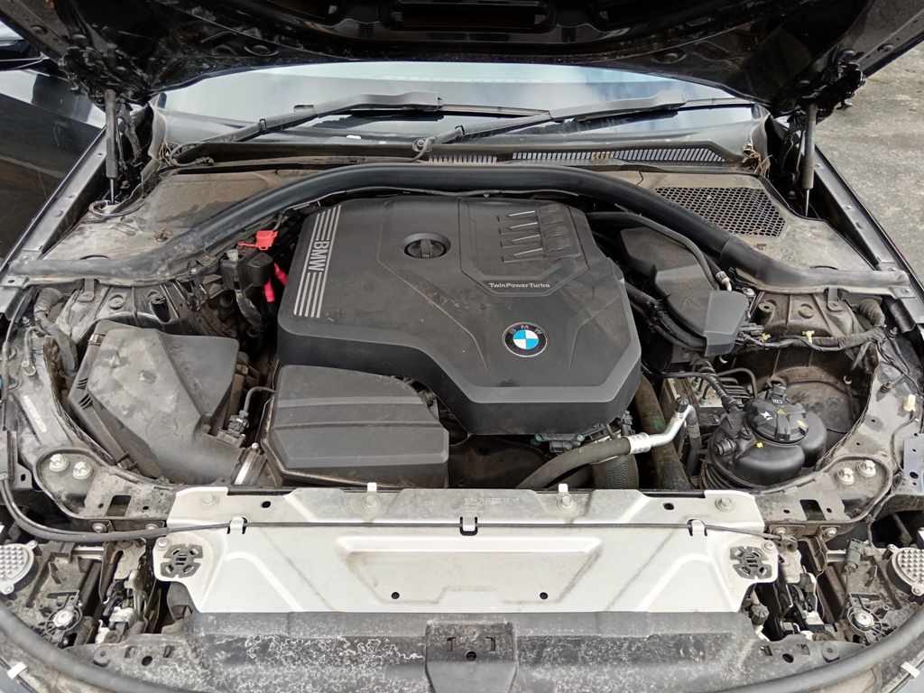 2021 BMW 320i M SPORT A/T thumbnail 9