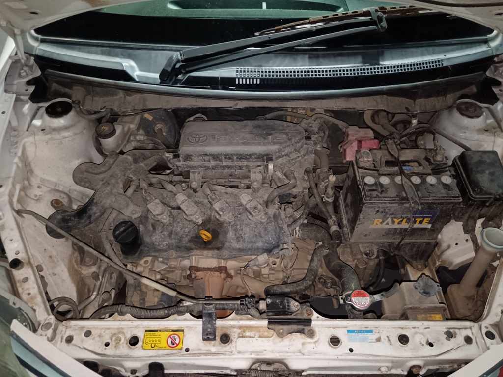 2017 TOYOTA ETIOS 1.5 thumbnail 9
