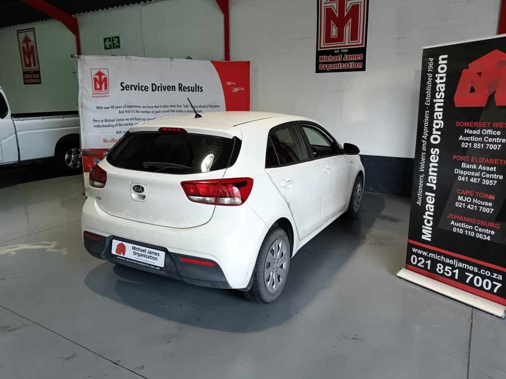 2017 KIA RIO 1.2 thumbnail 5