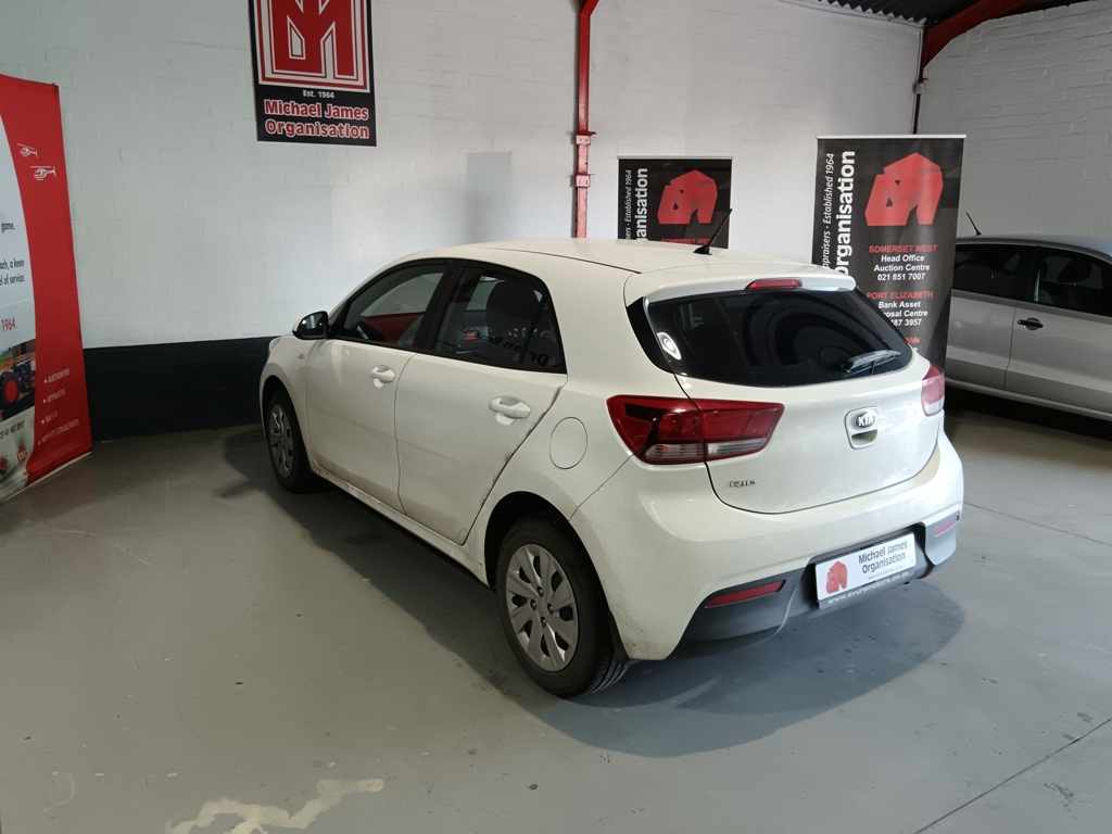 2017 KIA RIO 1.2 thumbnail 6