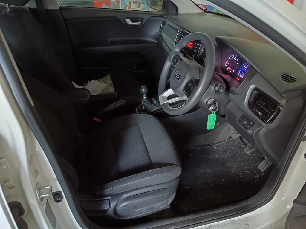 2017 KIA RIO 1.2 thumbnail 7