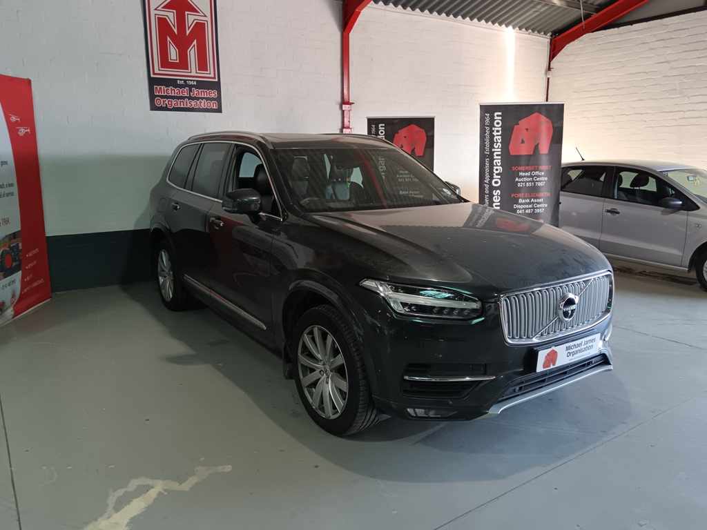 2016 VOLVO XC90 D4 thumbnail 3