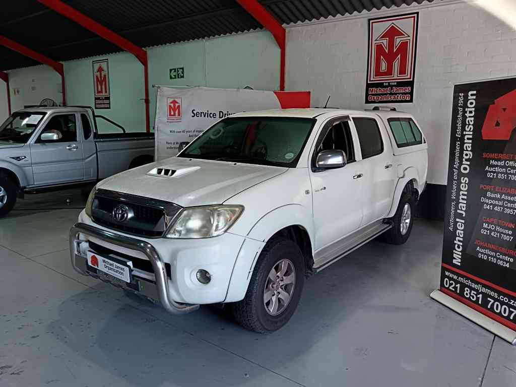 2011 TOYOTA HILUX 3.0D-4D A/T P/U D/C