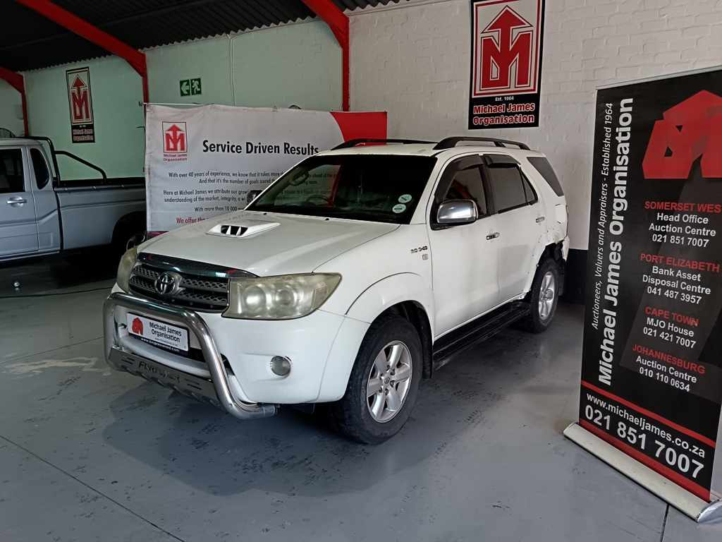 2010 TOYOTA FORTUNER 3.0 D-4D thumbnail 2
