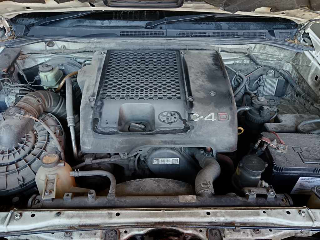 2010 TOYOTA FORTUNER 3.0 D-4D thumbnail 9