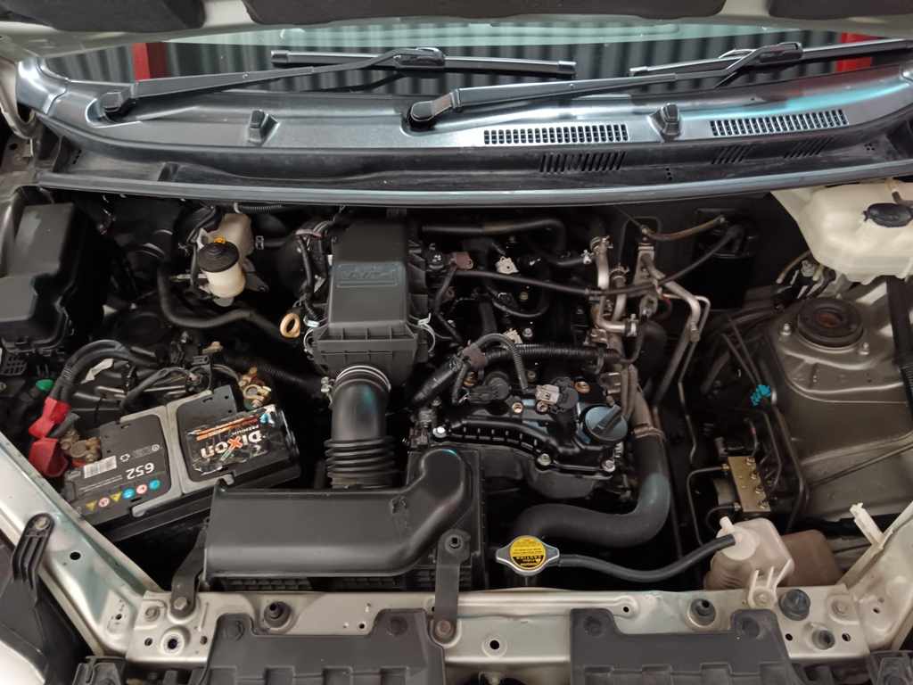 2019 TOYOTA AVANZA 1.5 thumbnail 9