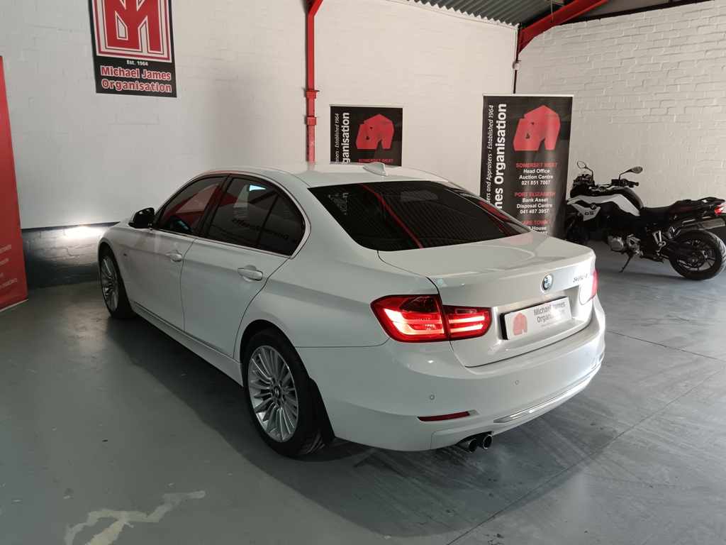 2014 BMW 328i A/T thumbnail 6