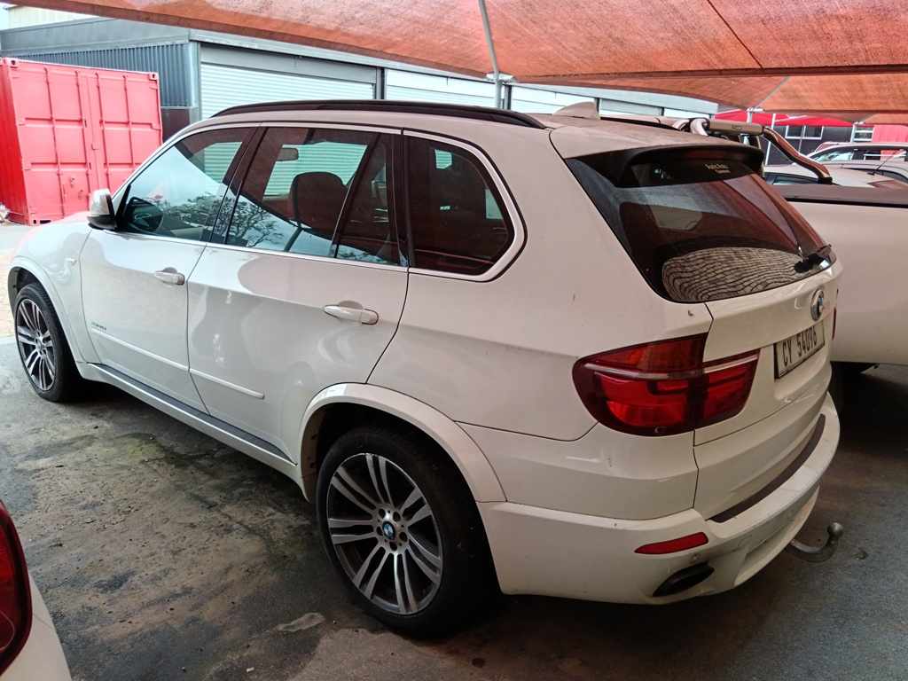 2013 BMW X5 xDRIVE 30d M SPORT A/T (NON RUNNER) thumbnail 4