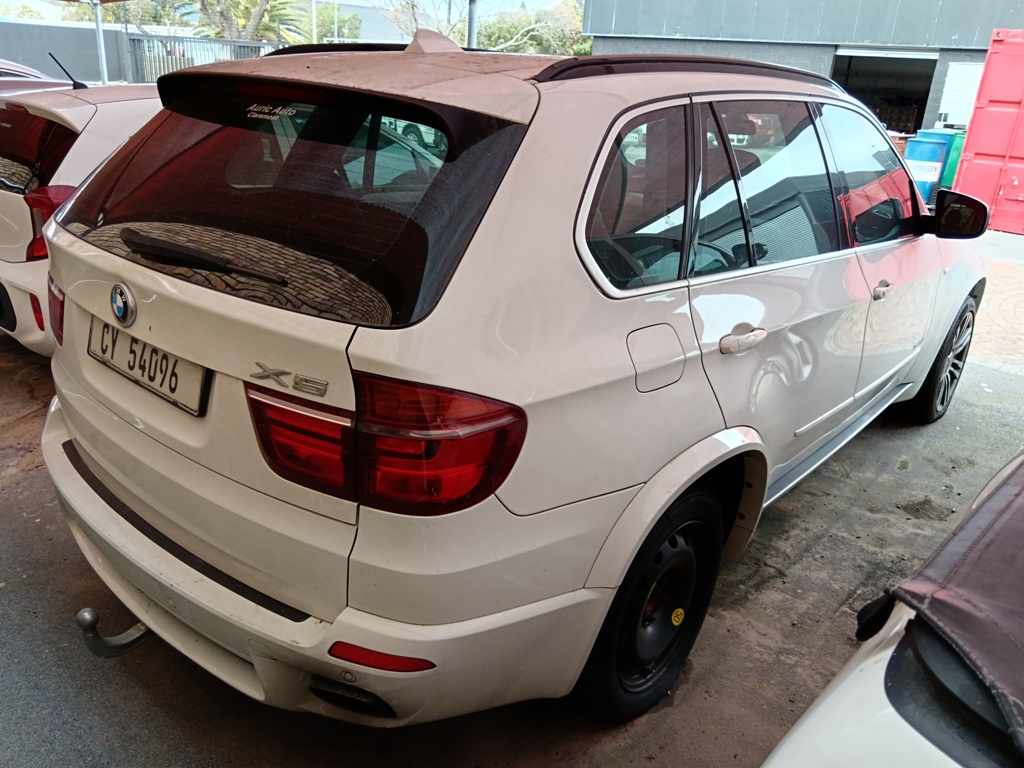 2013 BMW X5 xDRIVE 30d M SPORT A/T (NON RUNNER) thumbnail 5