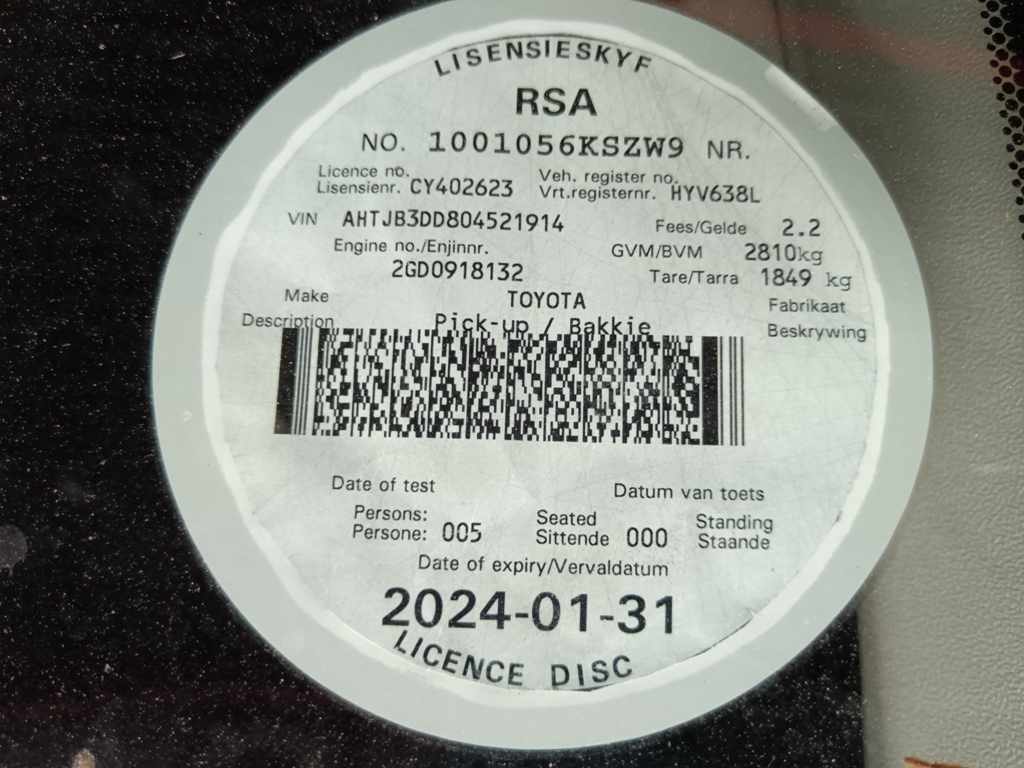 2021 TOYOTA HILUX 2.4 GD-6 RB A/T P/U D/C thumbnail 10