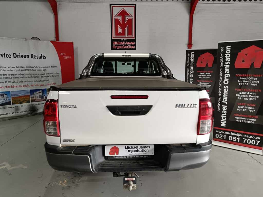 2019 TOYOTA HILUX 2.4 GD-6 RB A/T P/U E/CAB thumbnail 4