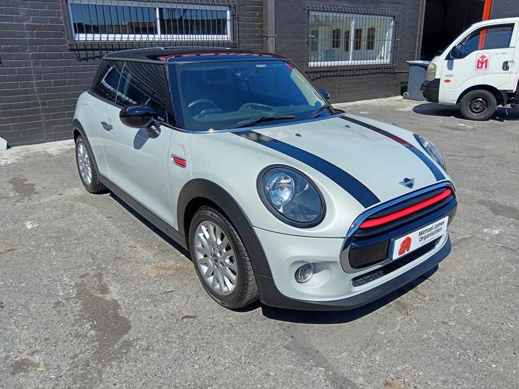 2021 MINI COOPER HATCH A/T thumbnail 3