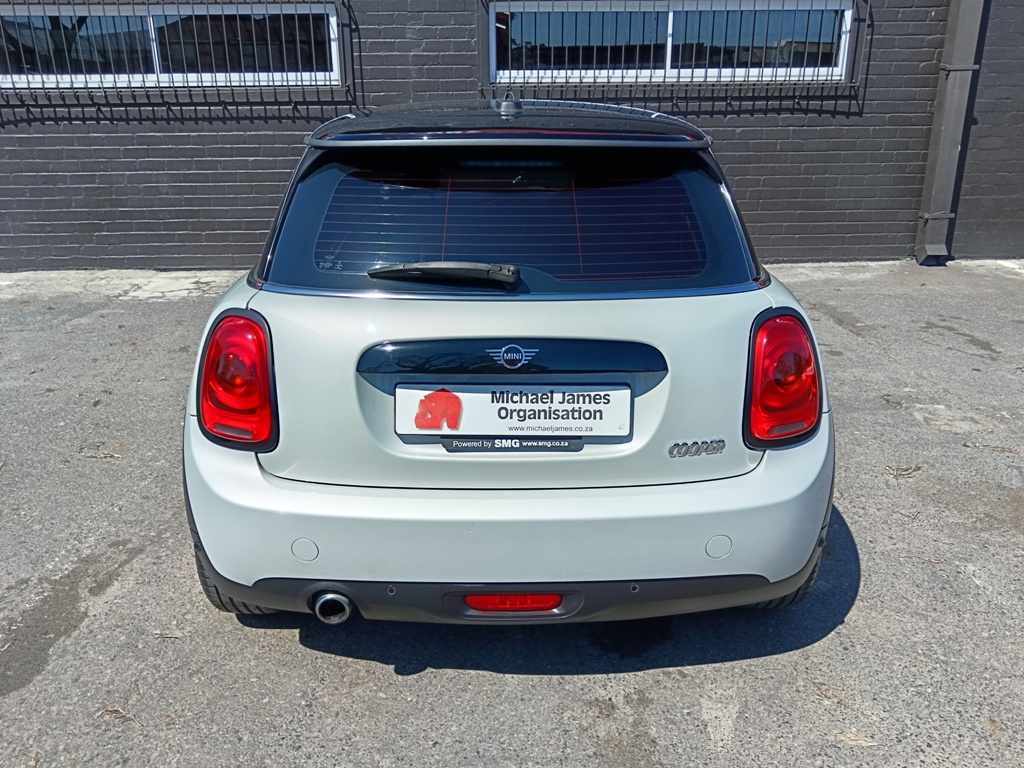 2021 MINI COOPER HATCH A/T thumbnail 4