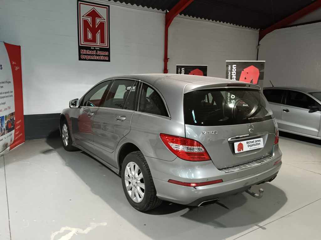 2012 MERCEDES-BENZ R 300 CDI A/T thumbnail 6