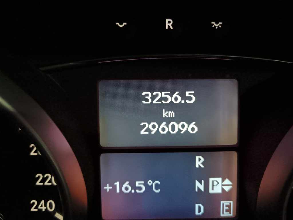 2012 MERCEDES-BENZ R 300 CDI A/T thumbnail 8