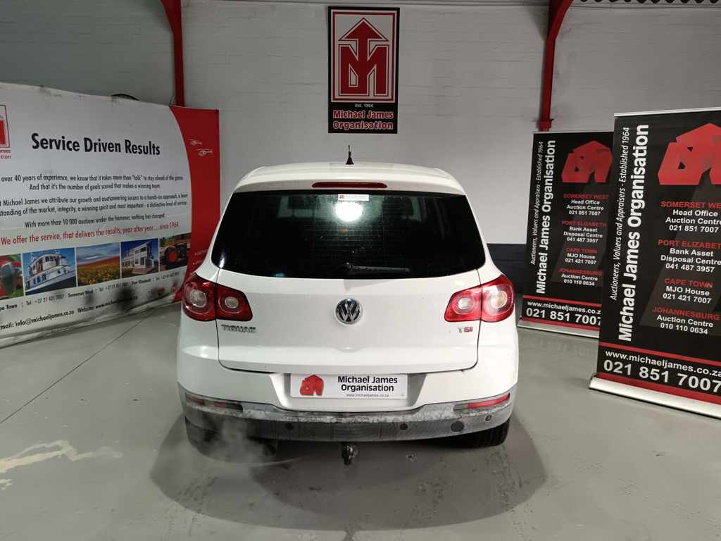 2010 VW TIGUAN 2.0 TSI thumbnail 4