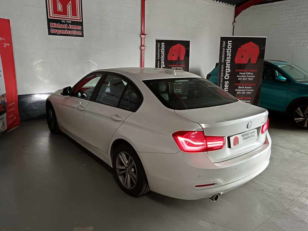 2018 BMW 318i A/T thumbnail 6