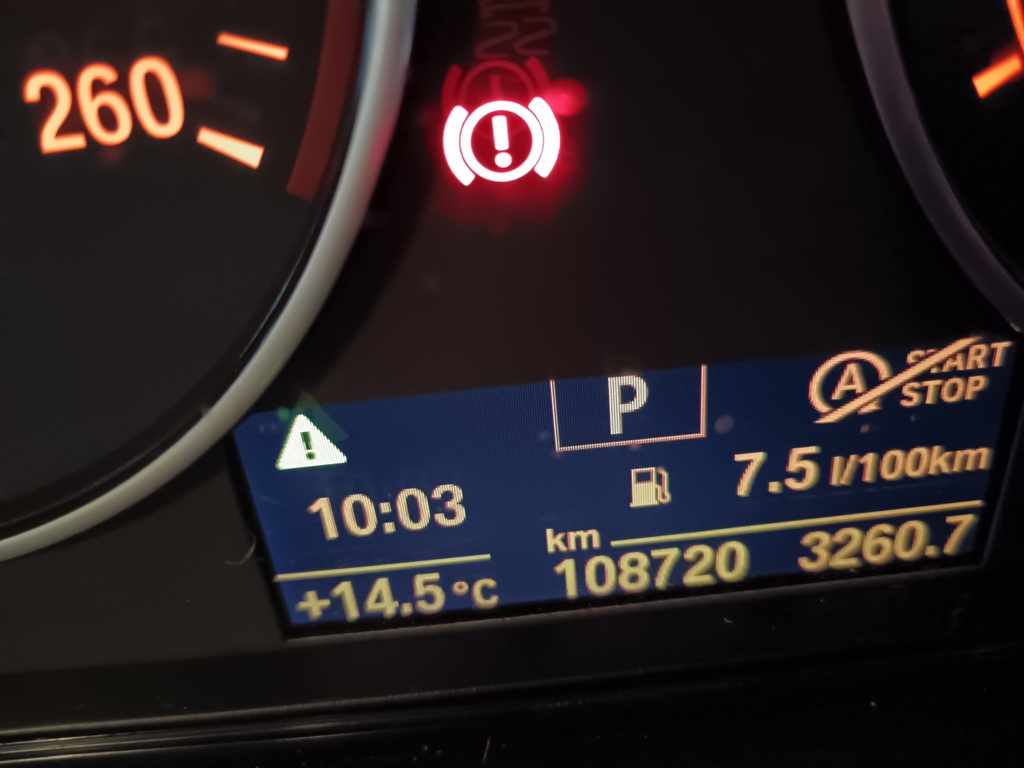 2018 BMW 318i A/T thumbnail 8