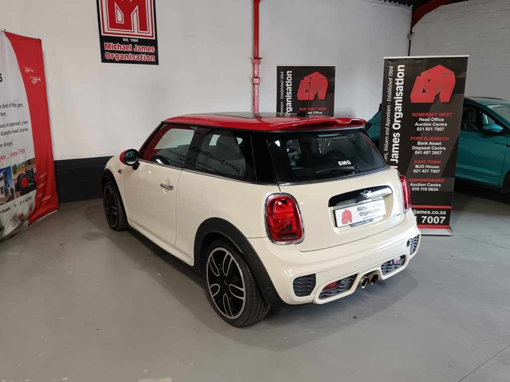 2019 MINI COOPER JCW A/T thumbnail 6