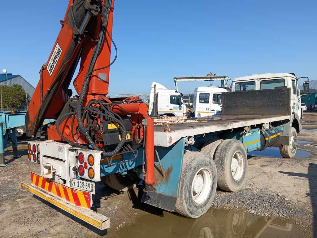 1989 MERCEDES BENZ 2628 DOUBLE AXLE WITH 1995 PAFFINGER CRANE thumbnail 4