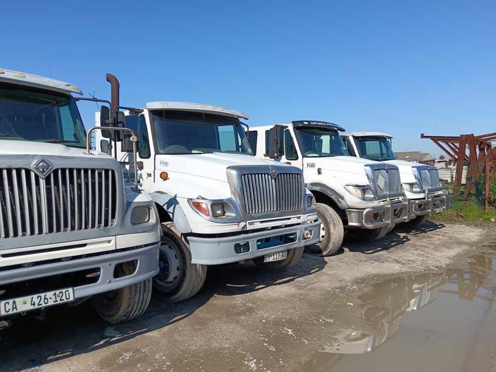 2006 INTERNATIONAL 7600i A/T thumbnail 2