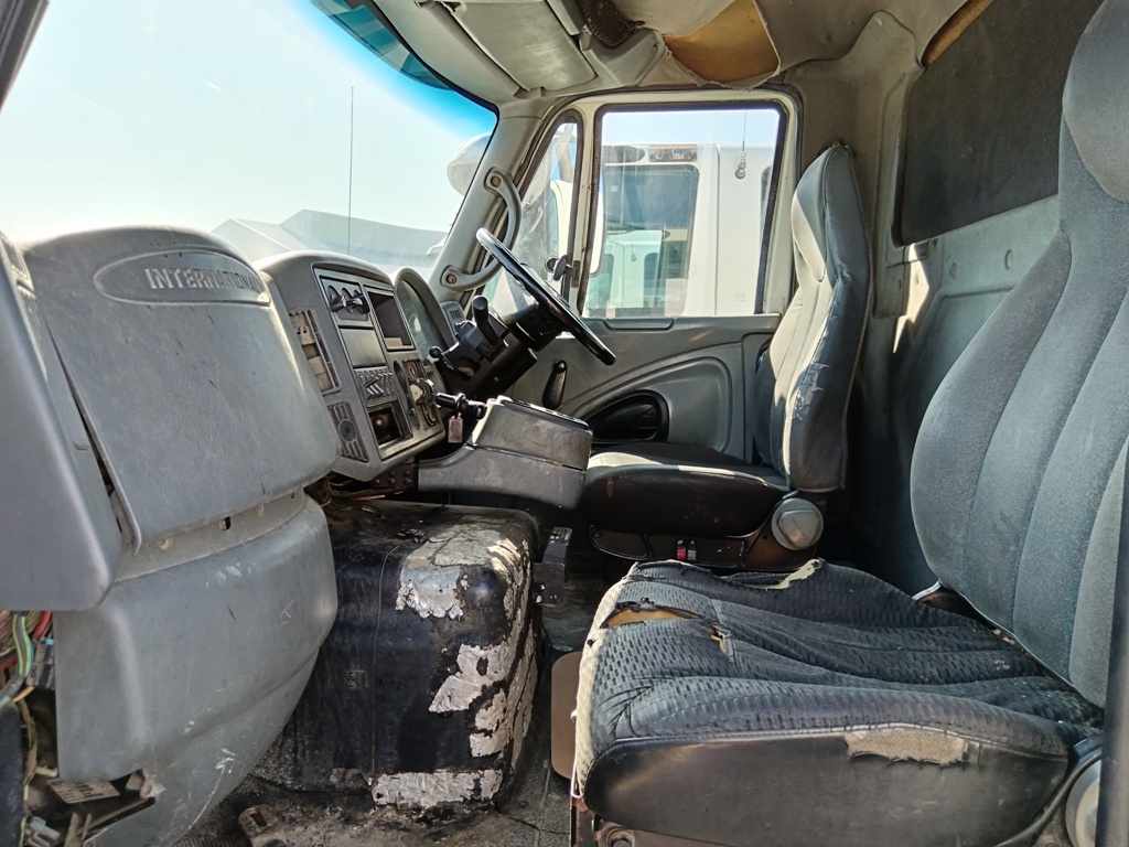 2006 INTERNATIONAL 7600i A/T thumbnail 5