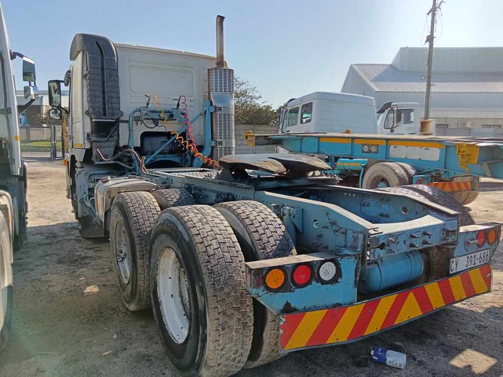 2009 VOLVO 400 FM 13 DOUBLE AXLE thumbnail 3