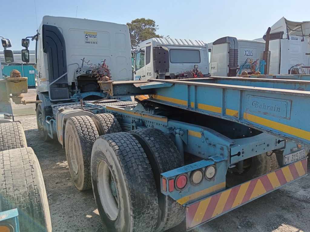 2015 RENAULT 440 Xi DOUBLE AXLE thumbnail 3