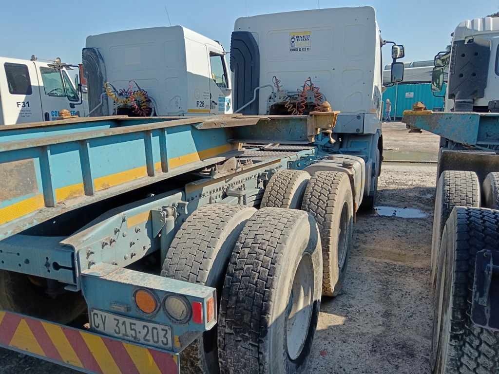 2015 RENAULT 440 Xi DOUBLE AXLE thumbnail 4