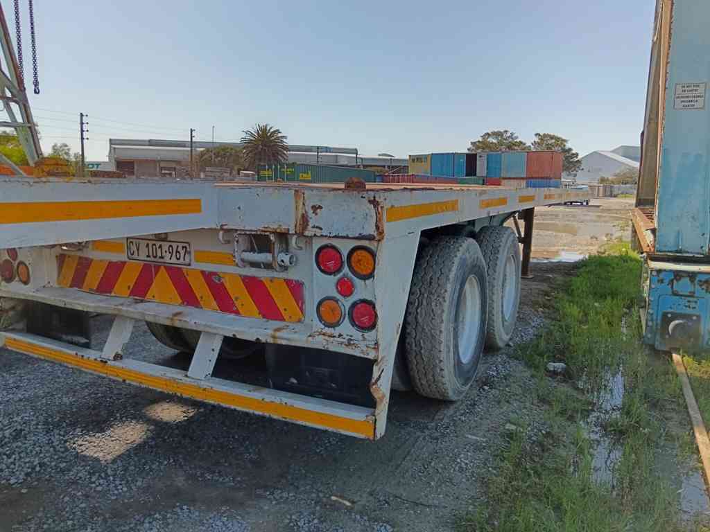 1995 BUSAF FLAT DECK DOUBLE AXLE