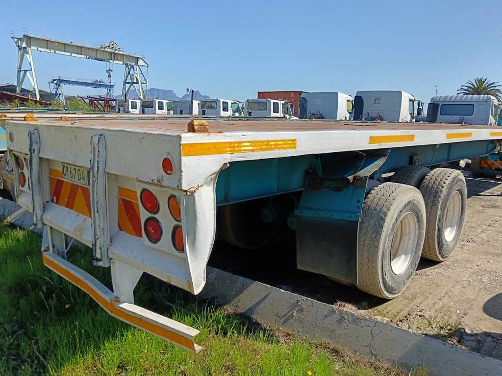 1976 HENRED FRUEHAUF FLAT DECK DOUBLE AXLE 12M thumbnail 2