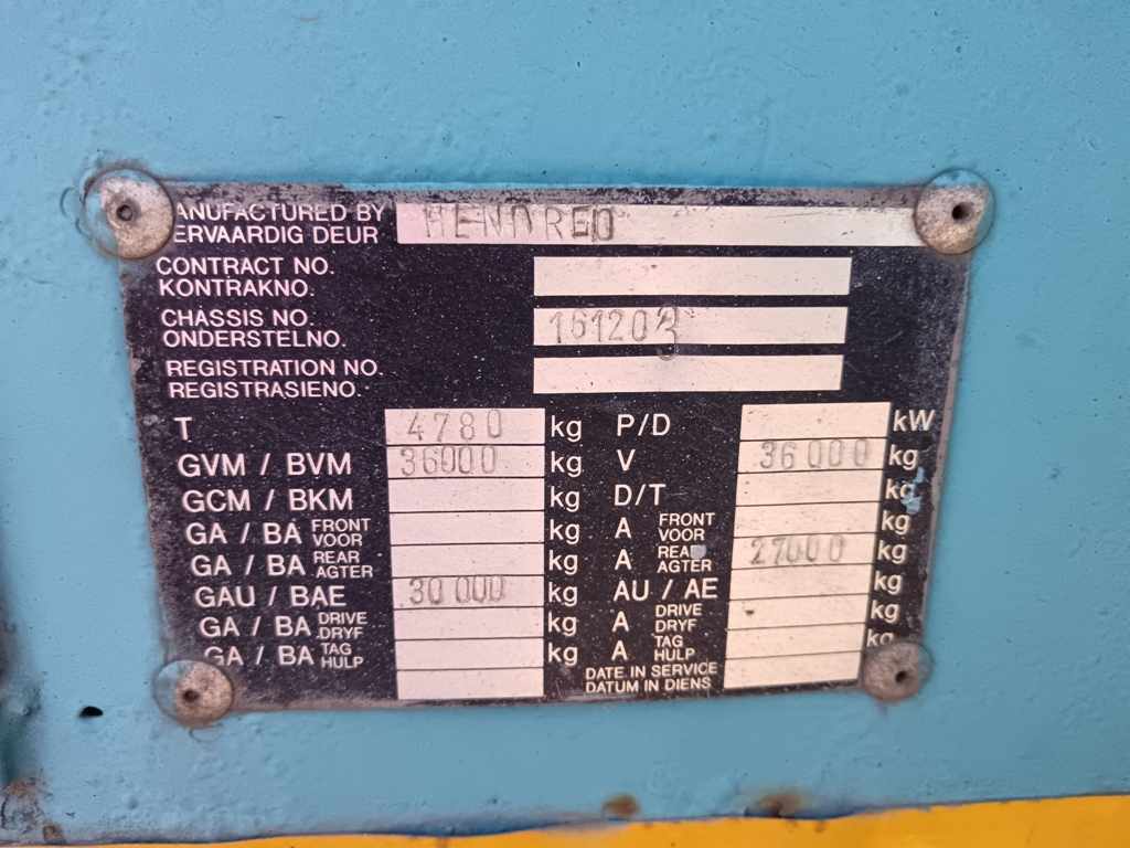 1971 HENRED FRUEHAUF 12M TRI-AXLE SKELETAL thumbnail 5