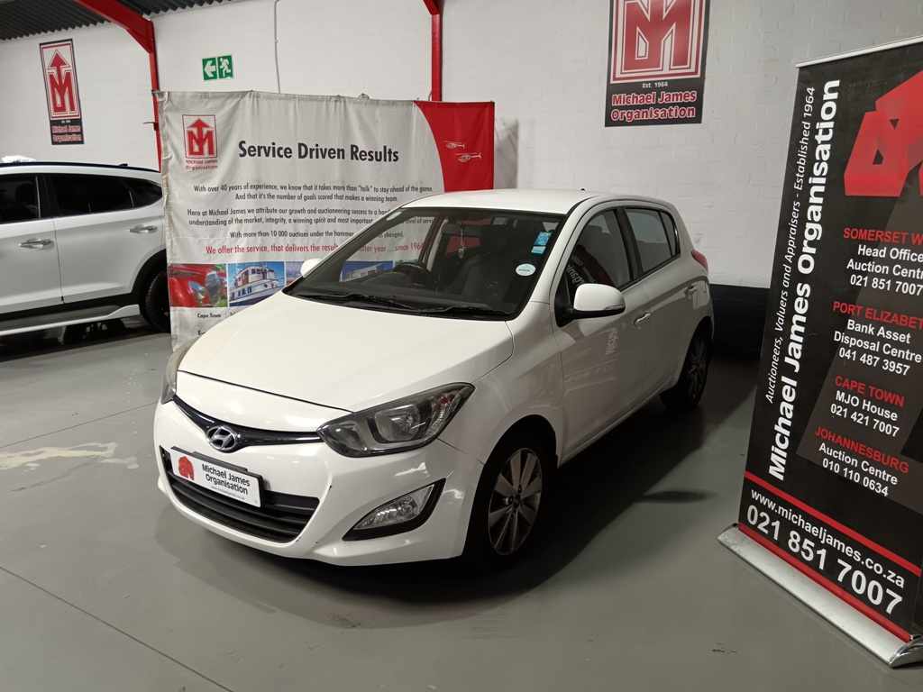 2014 HYUNDAI i20 1.4D thumbnail 2