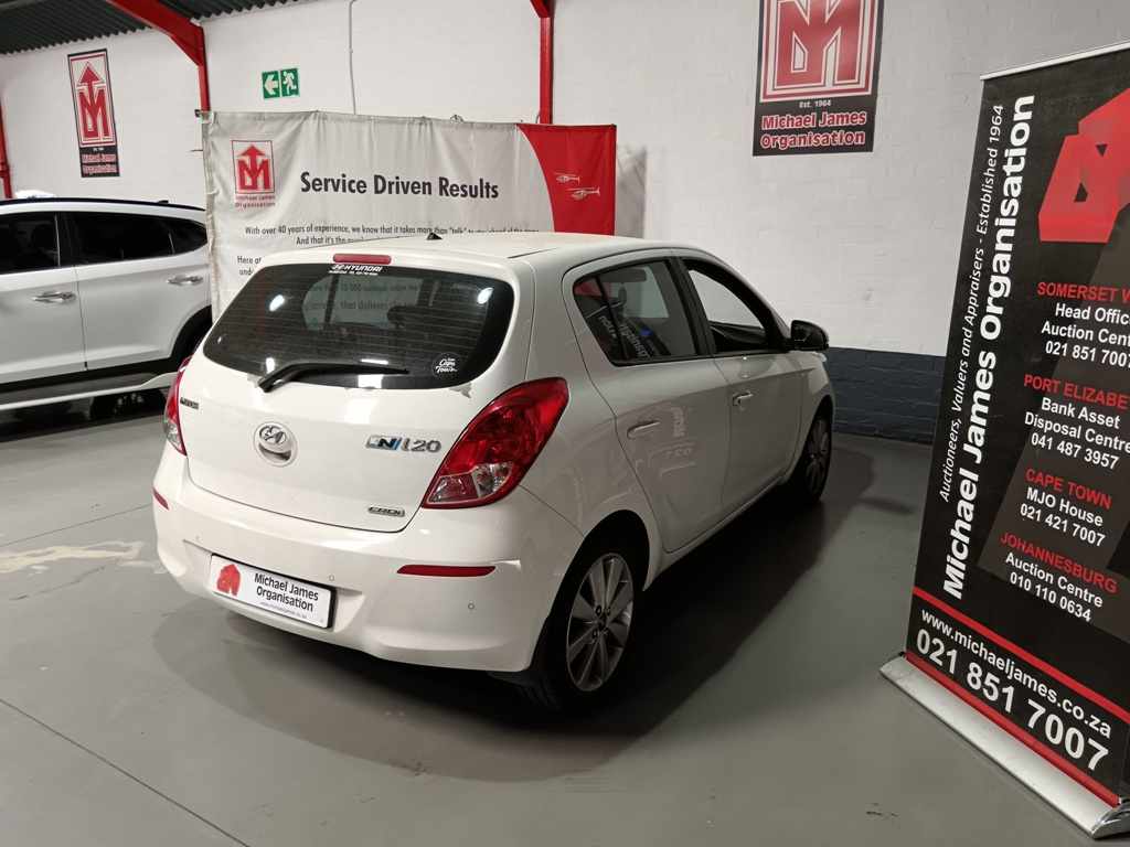 2014 HYUNDAI i20 1.4D thumbnail 5