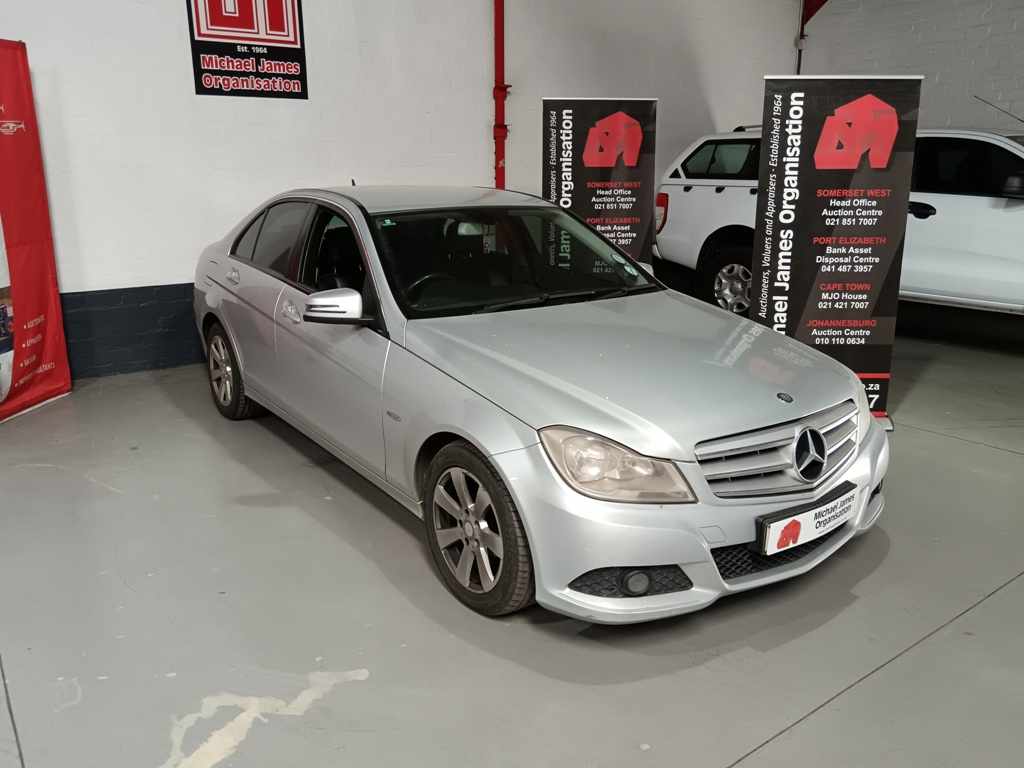 2012 MERCEDES-BENZ C180 A/T thumbnail 3