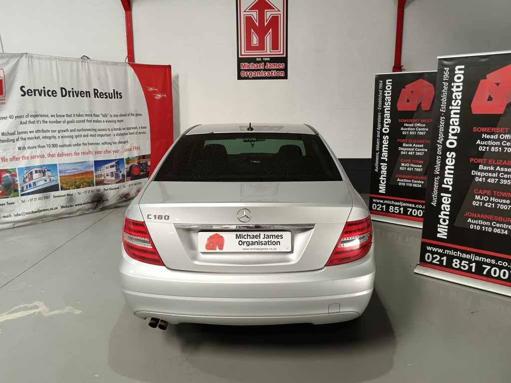 2012 MERCEDES-BENZ C180 A/T thumbnail 4