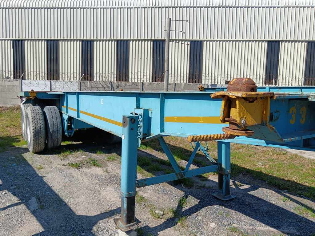 2003 HENRED FRUEHAUF DOUBLE AXLE SKELETAL thumbnail 2